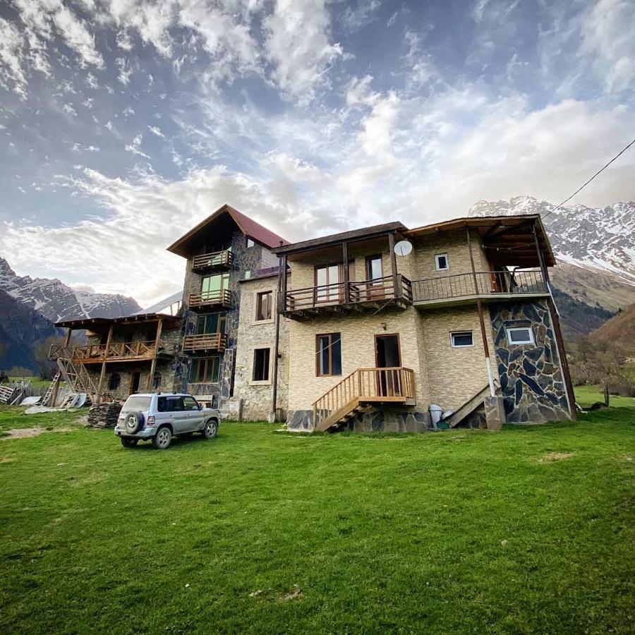 Peak Mazeri Guest House Eksteriør billede