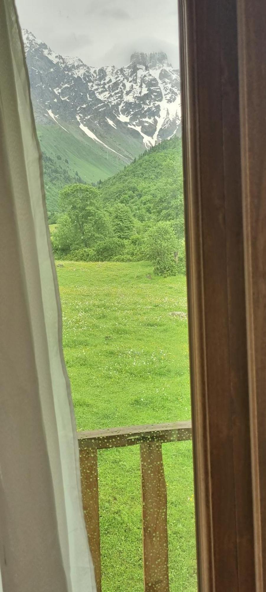 Peak Mazeri Guest House Værelse billede